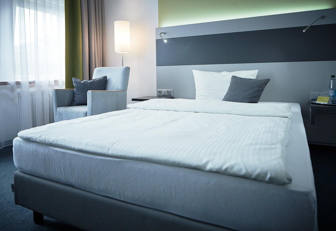 Bfwhotel Und Tagungszentrum ニュルンベルク エクステリア 写真
