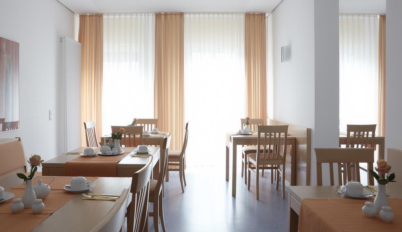 Bfwhotel Und Tagungszentrum ニュルンベルク エクステリア 写真
