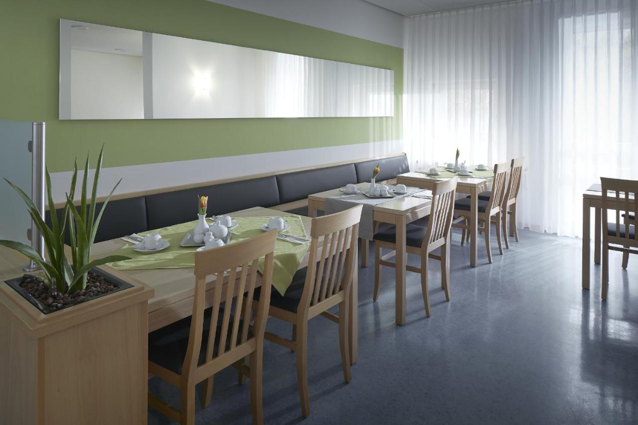 Bfwhotel Und Tagungszentrum ニュルンベルク エクステリア 写真