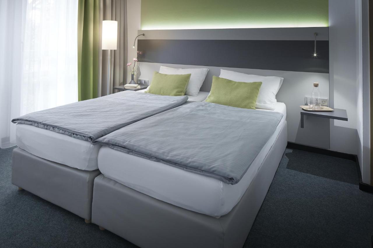 Bfwhotel Und Tagungszentrum ニュルンベルク エクステリア 写真